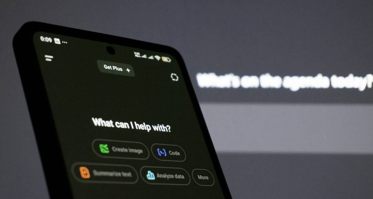 AI Virtual Assistants vs. Chatbots: Which Drives Better Customer Engagement in 2026?