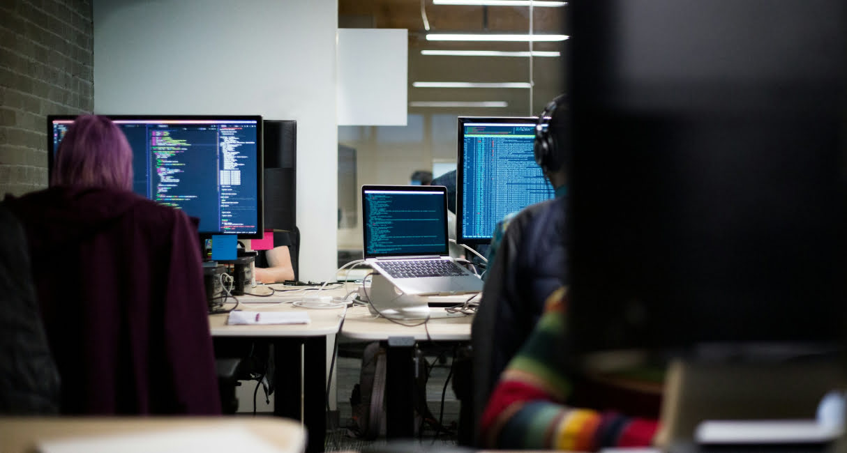 Best AI Call Center & Contact Center Software Solutions in 2026 - 3