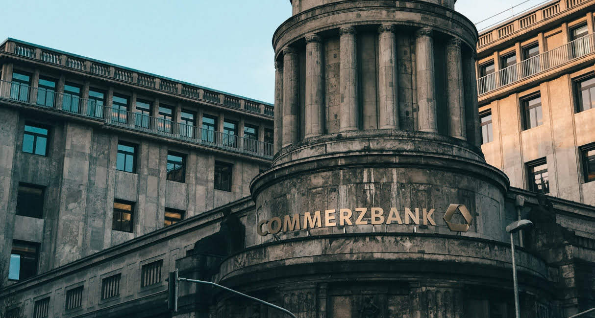 Top RPA Use Cases in Finance and Banking Industry - 2 Top RPA Use Cases in Finance and Banking Industry - 1